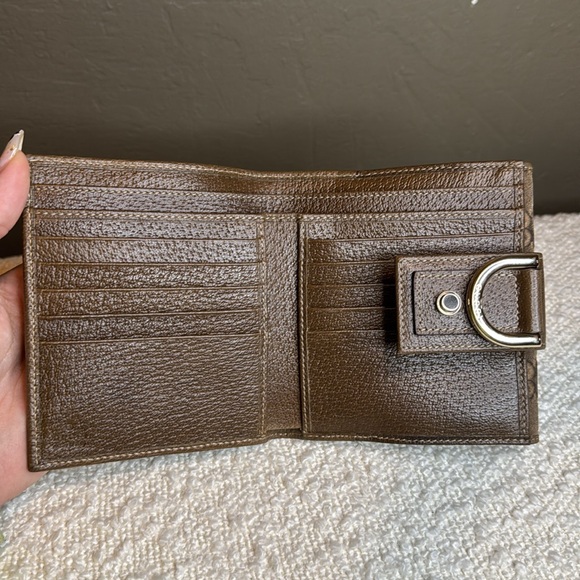 Gucci Abbey Compact Wallet - Picture 7 of 13